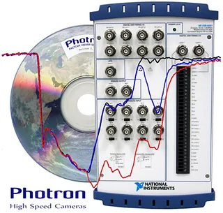 En CD ved siden av et instrument med flere porter, merket “Photron”